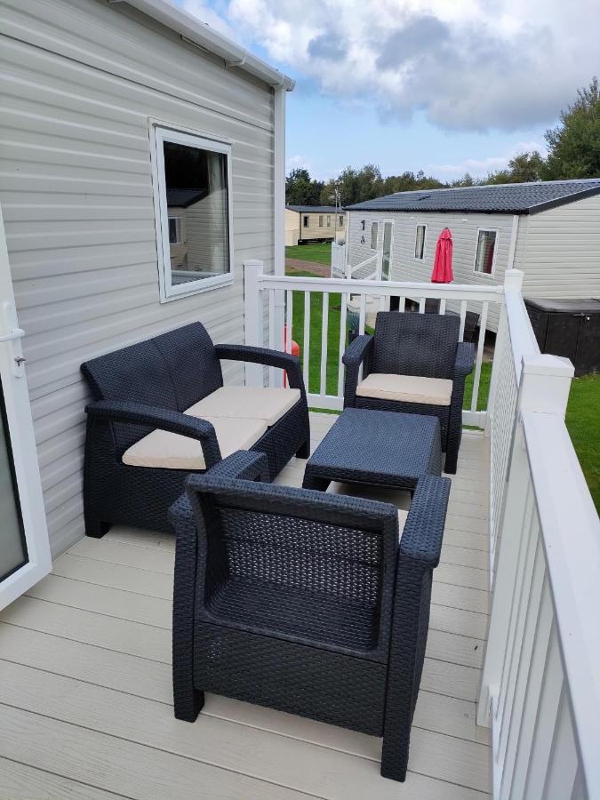3 Bedroom Stylish Caravan - Vans With Business Sign Not Allowed Port Seton Exterior photo
