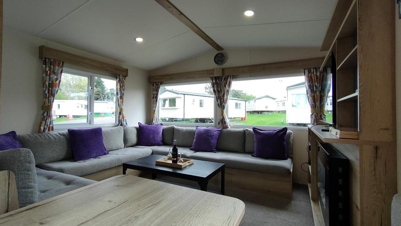 3 Bedroom Stylish Caravan - Vans With Business Sign Not Allowed Port Seton Exterior photo