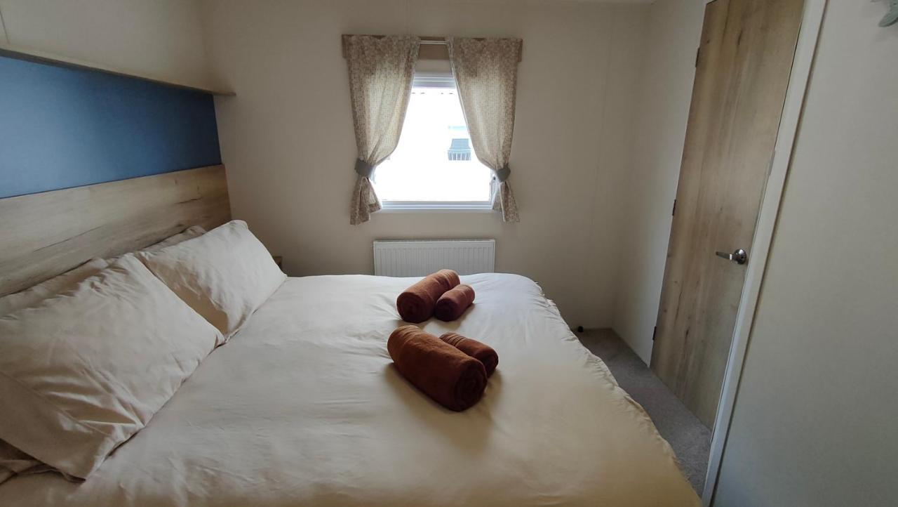3 Bedroom Stylish Caravan - Vans With Business Sign Not Allowed Port Seton Exterior photo